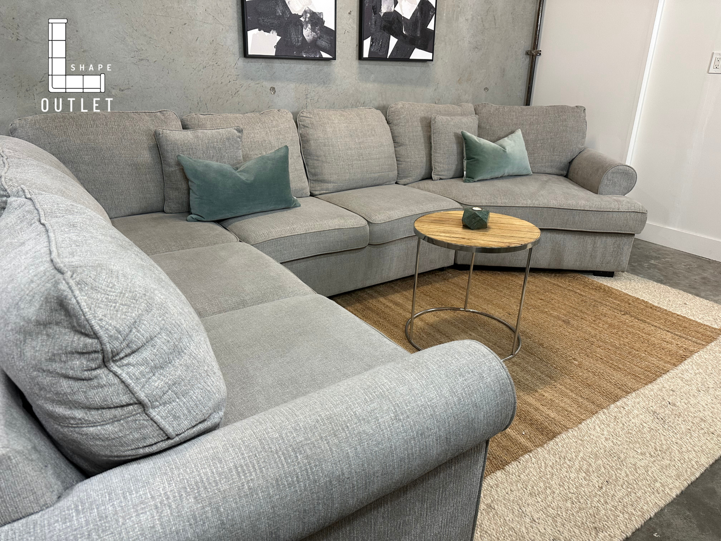 XXL sleeper sectional