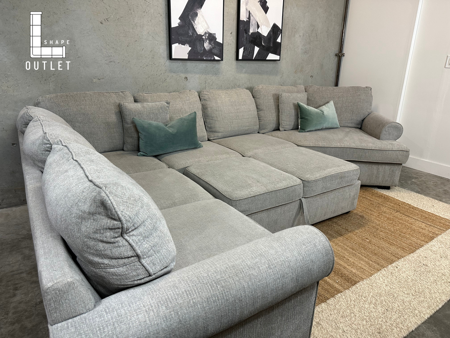 XXL sleeper sectional