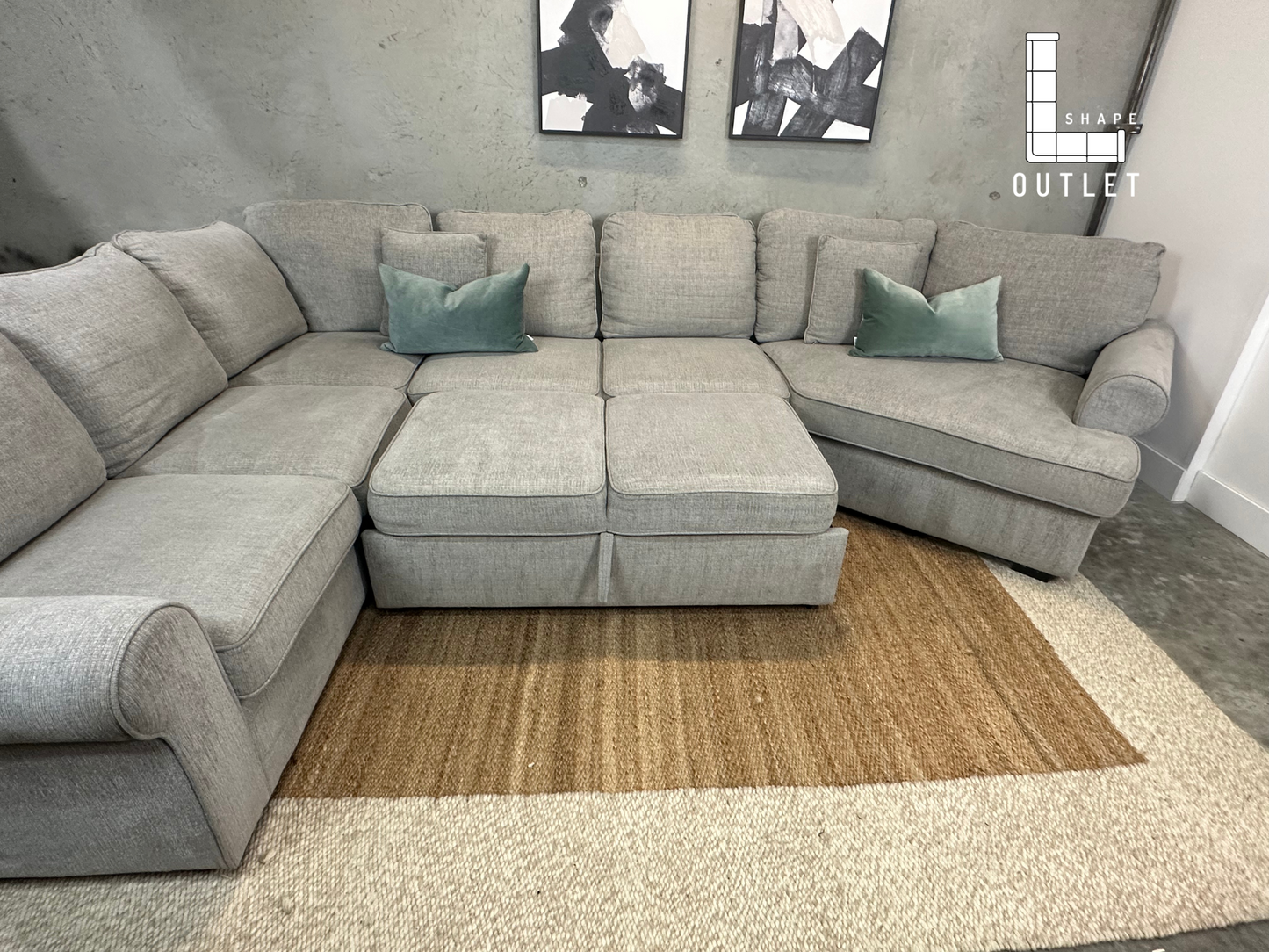 XXL sleeper sectional
