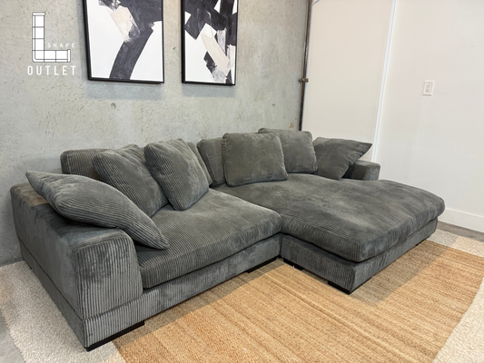 MOE’S plunge couch