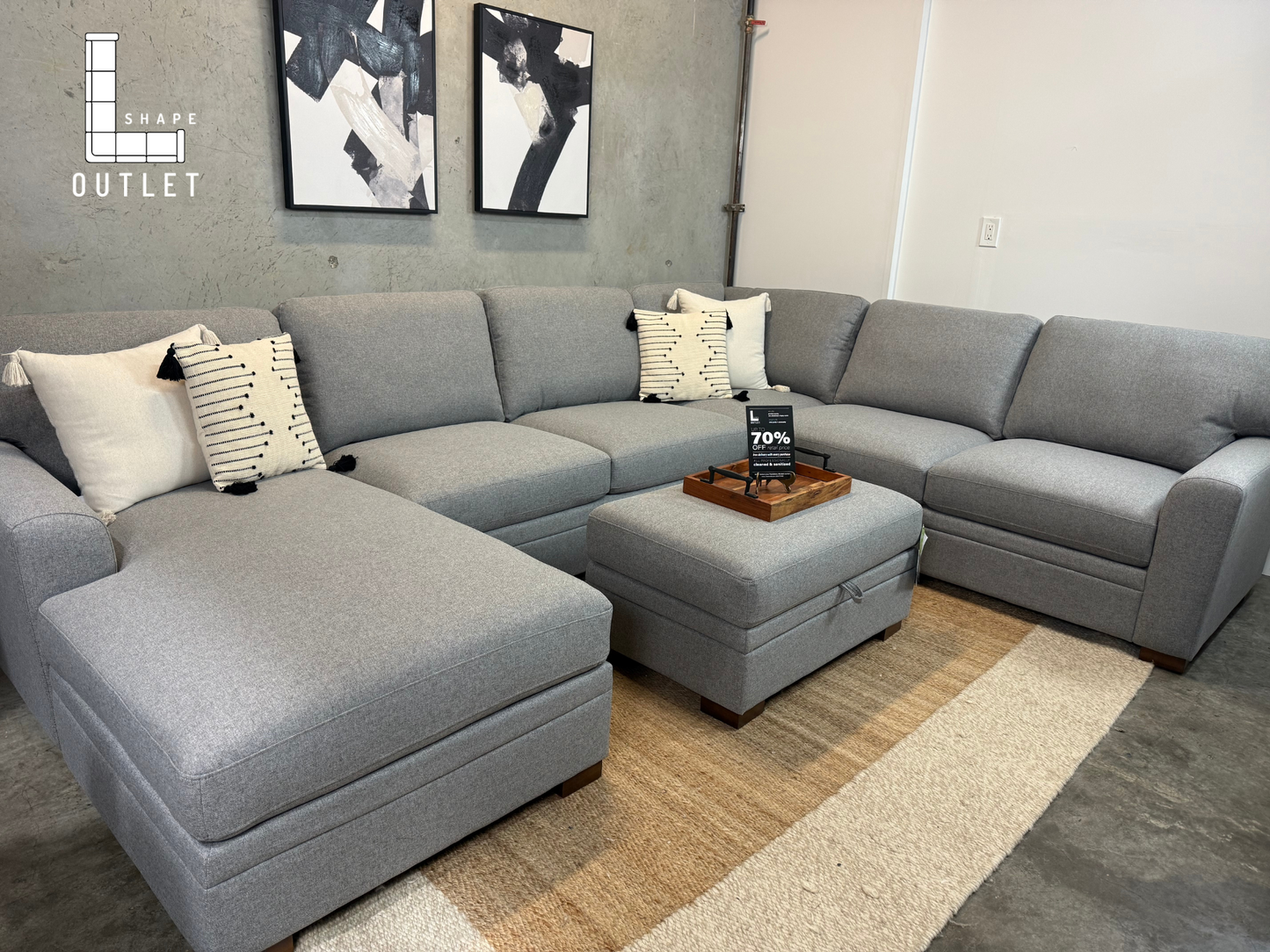 🚨NEW🚨Thomasville sectional Couch